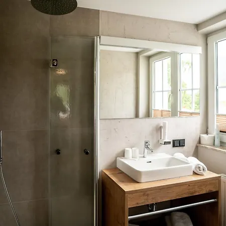 Hotel Zistelberghof 3*