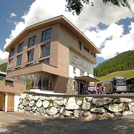Hotel Zistelberghof 3*