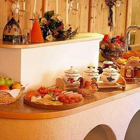 Zistelberghof 3*