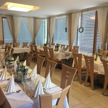 Hotel Zistelberghof 3*