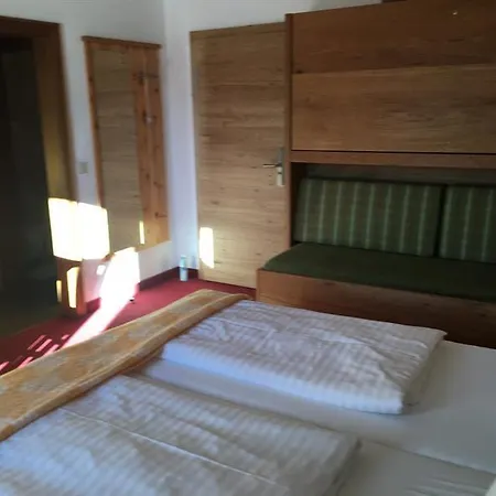 Zistelberghof 3*