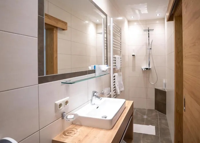 Hotel Zistelberghof 3*